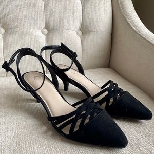 Cest 1946 Velvet Strappy Heels